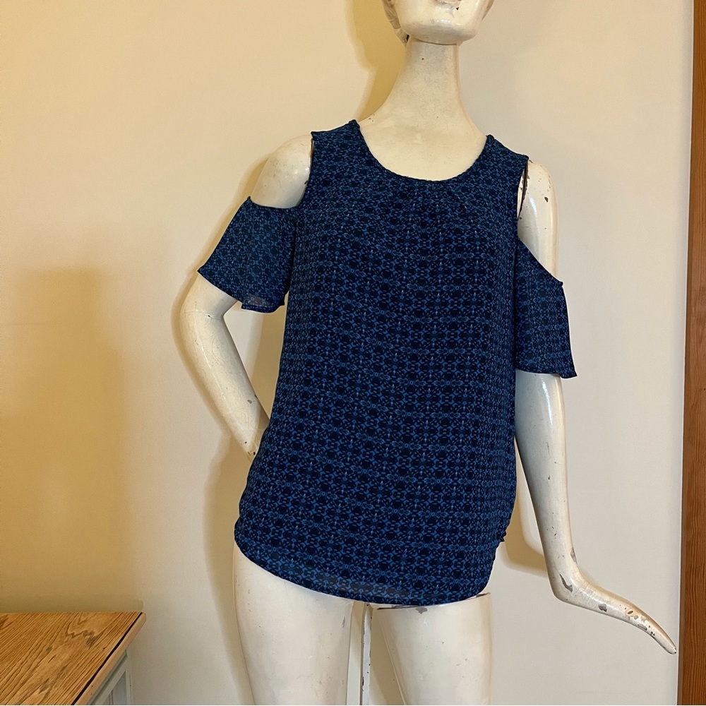 Lucky Brand cold shoulder blouse